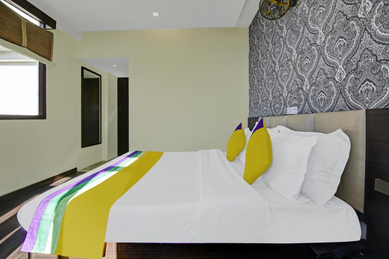 Itsy Hotels Crystal Palace With Valley View Shimla Buitenkant foto