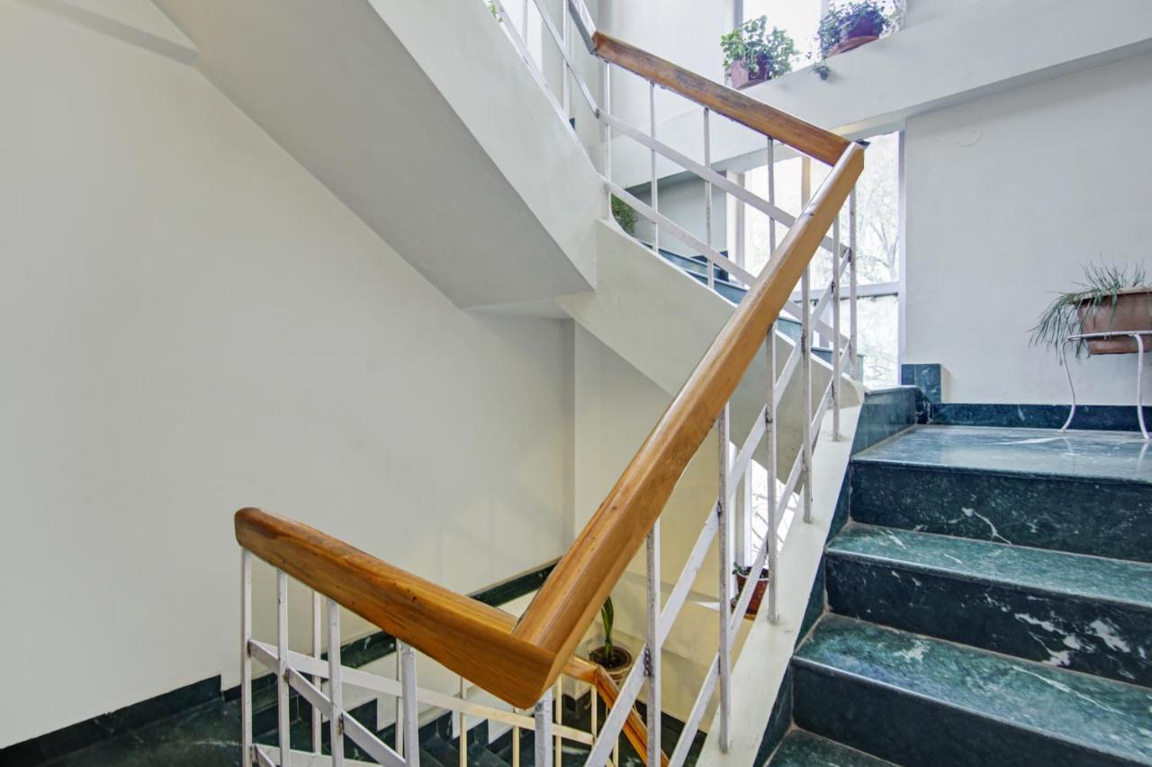 Itsy Hotels Crystal Palace With Valley View Shimla Buitenkant foto