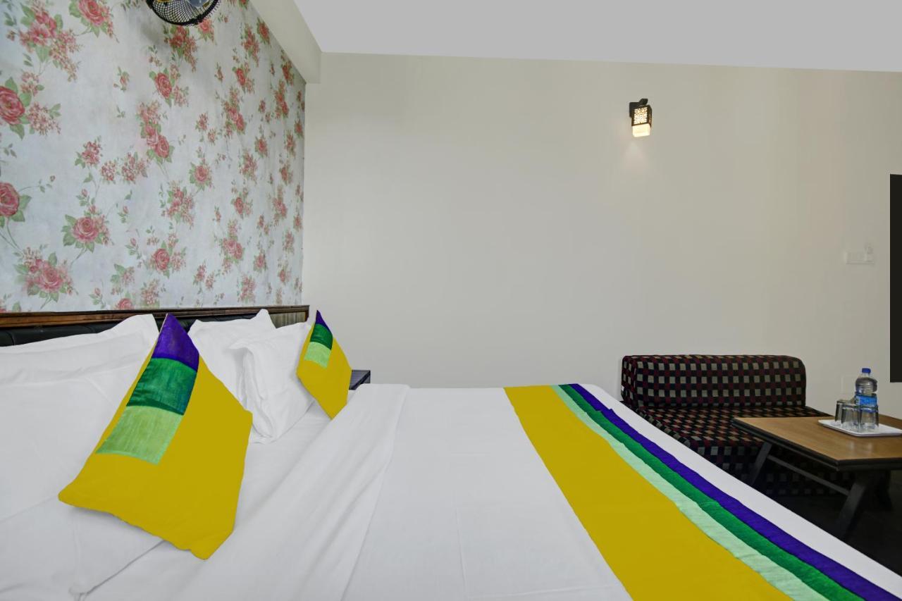 Itsy Hotels Crystal Palace With Valley View Shimla Buitenkant foto
